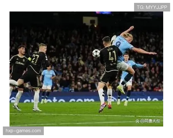 曼城中场核心闪耀新赛季，争冠征程备受瞩目